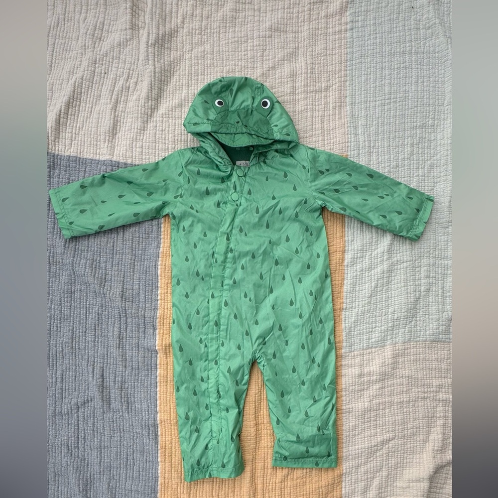 M&S Hooded Frog ribbit Puddlesuit 12-18 months